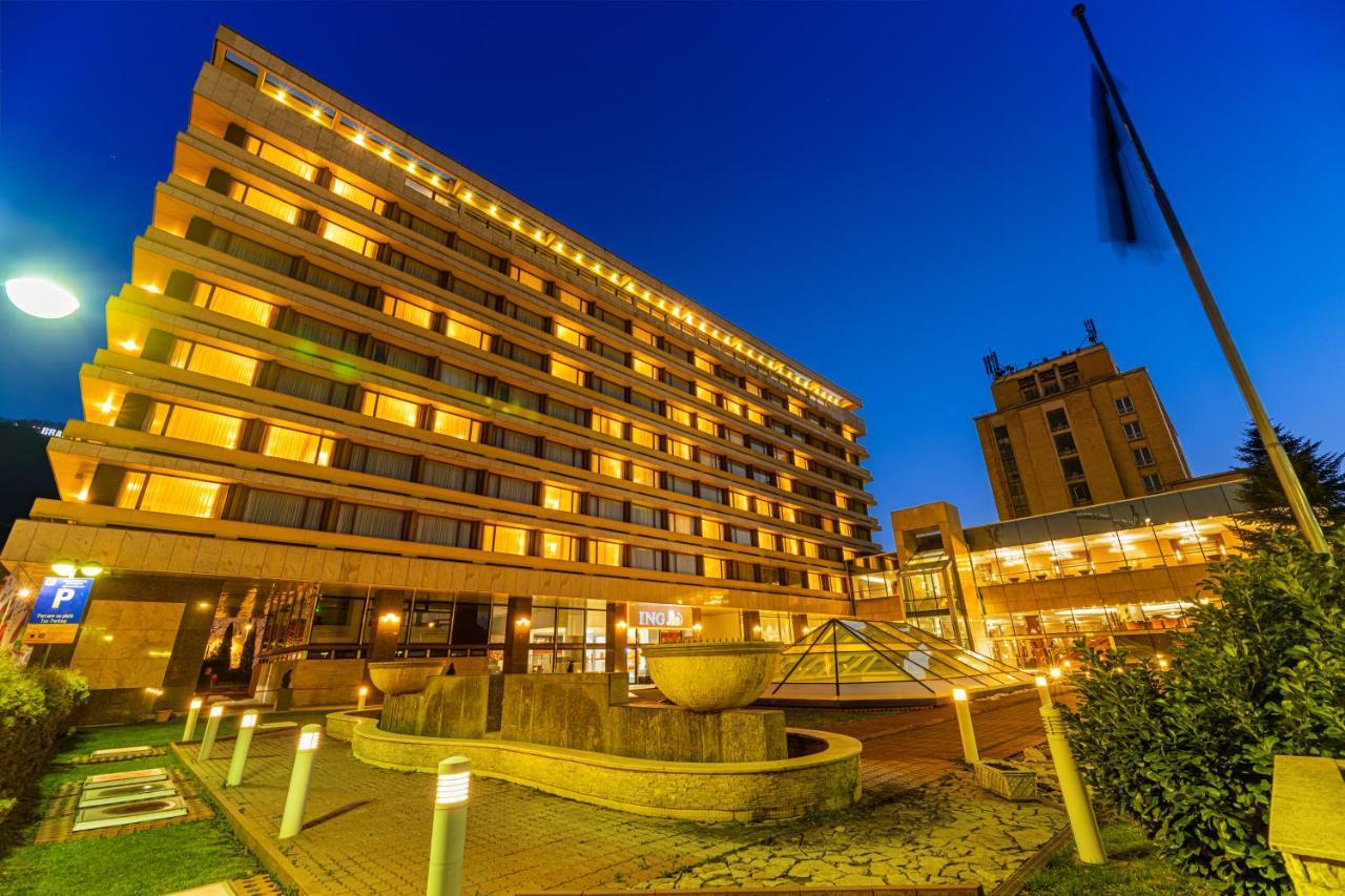 Aro Palace